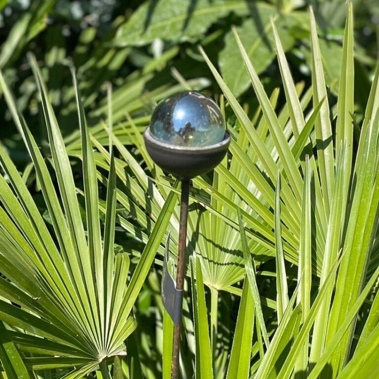 5061098720879 1 Medium Marble Suncatcher Garden Stake Ornament Lustered Blue.jpg